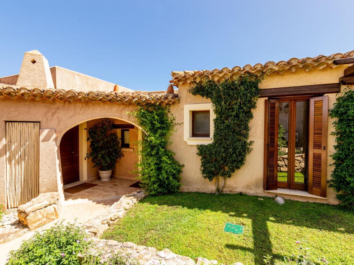 Holiday Home Corbezzolo 8 - Vista Village By Interhome Porto San Paolo  Exterior photo